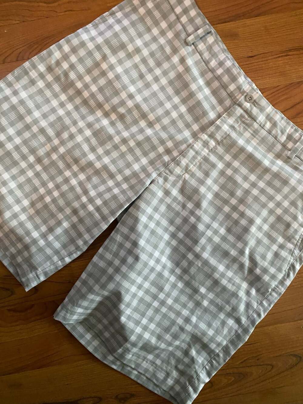 Nike Golf Dri-Fit Gray White Plaid Check Standard Fit Performance Shorts